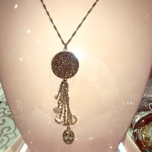 Long necklace with pink and black crystals